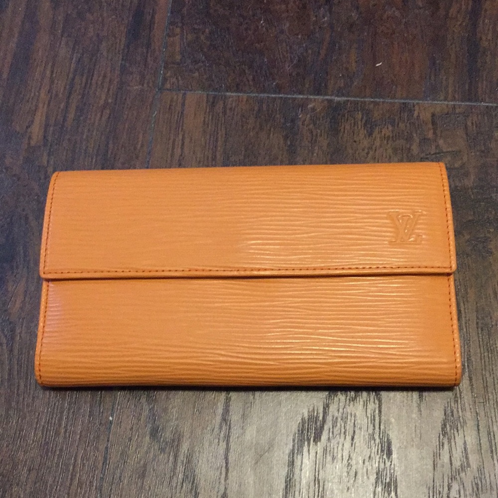 Authentic Louis Vuitton Wallet